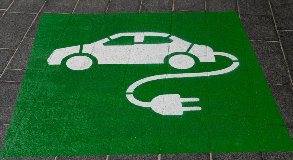 Ładowanie elektryka - co musisz wiedzieć?