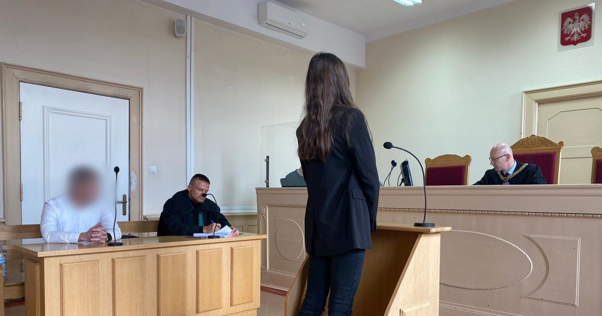 Twierdzi, że bała się o swoje życie. Są zeznania kobiety w sprawie głośnego przesłuchania na elbląskiej komendzie