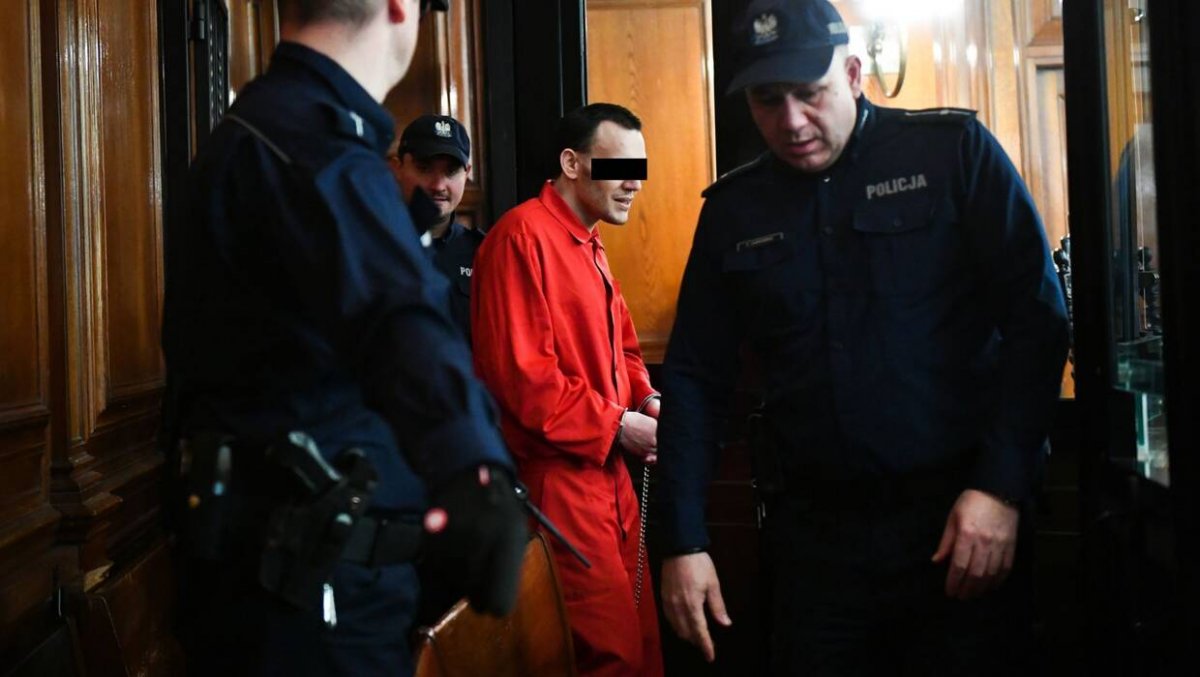 Zabójca Pawła Adamowicza ponownie stanie przed sądem. Stefan Wilmonta w trakcie procesu o zabójstwo prezydenta Gdańska podrabiał pisma procesowe, podszywając się za Piotra Adamowicza i oskarżającą go prokurator
