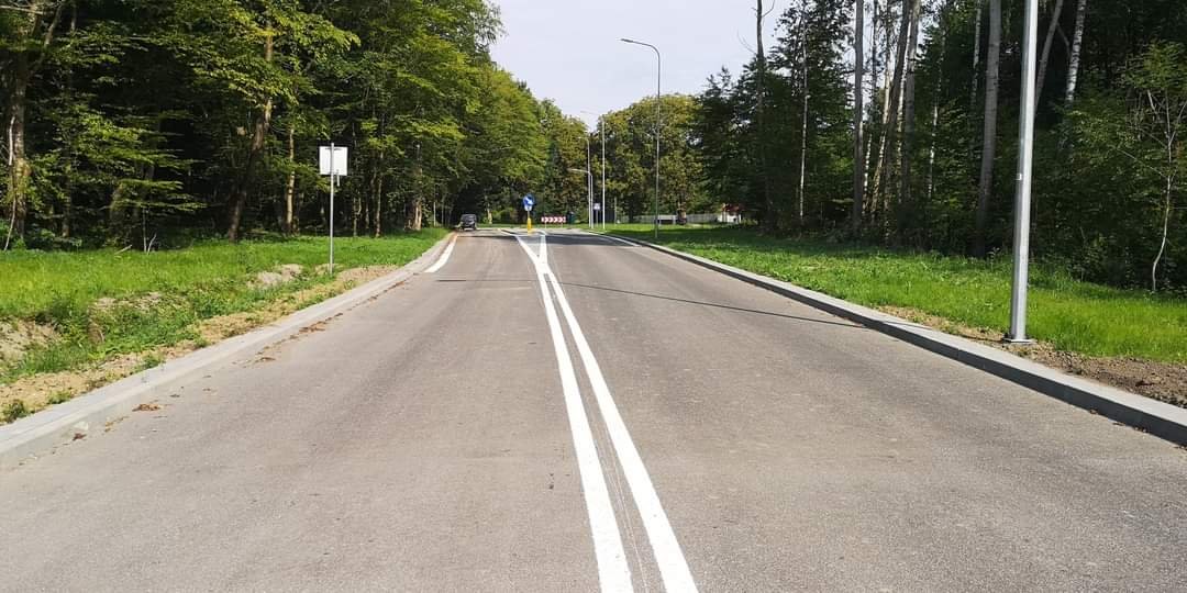 Budowa ul. Wschodniej zakończona. Droga usprawnia komunikację w obrębie cmentarza Dębica 