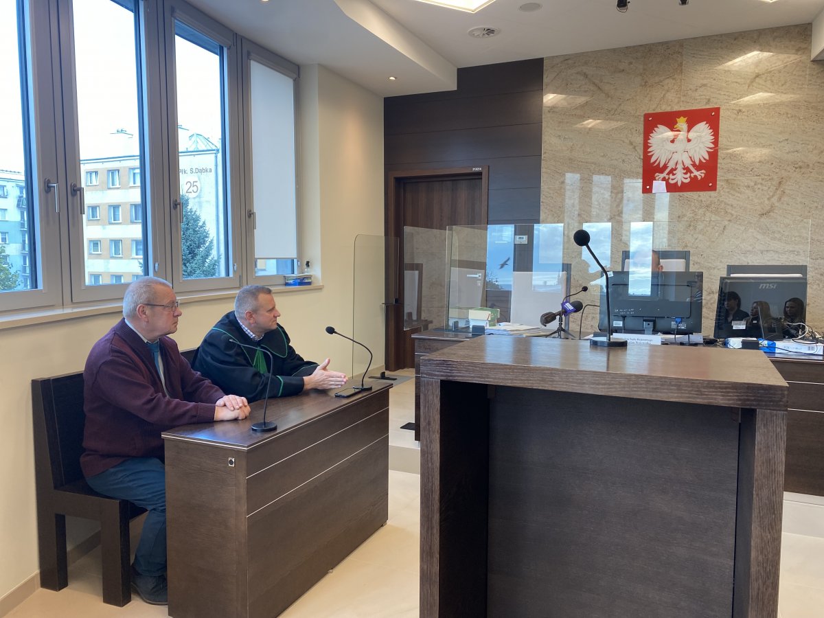 Były dyrektor Centrum Rehabilitacji został zwolniony za internetowe komentarze. Wywalczył odszkodowanie