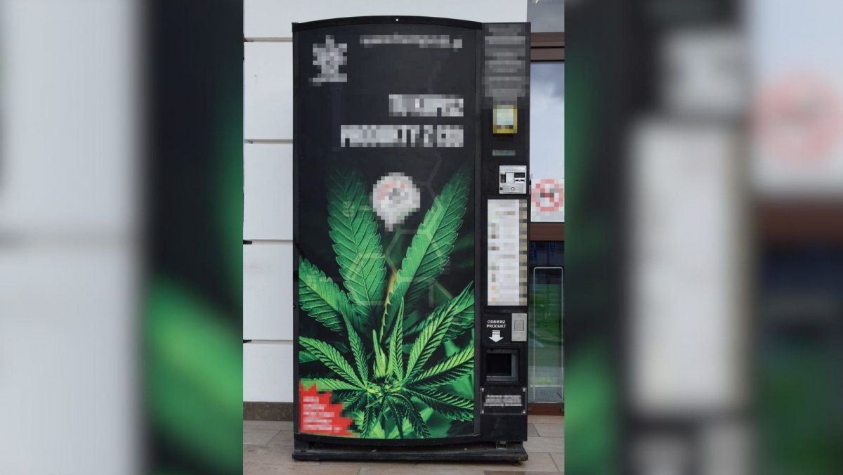 Elbląg: Trawomaty zatrzymane. Automaty vendingowe z CBD pod lupą KAS