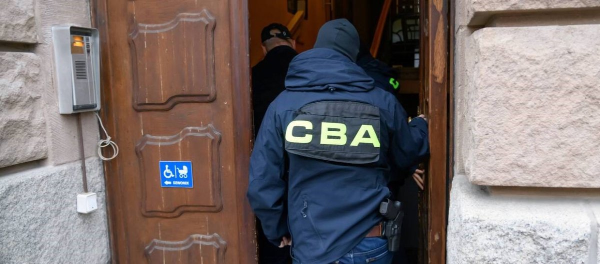 Zatrzymania burmistrz Młynar i wicestarosty elbląskiego przez CBA były bezzasadne

