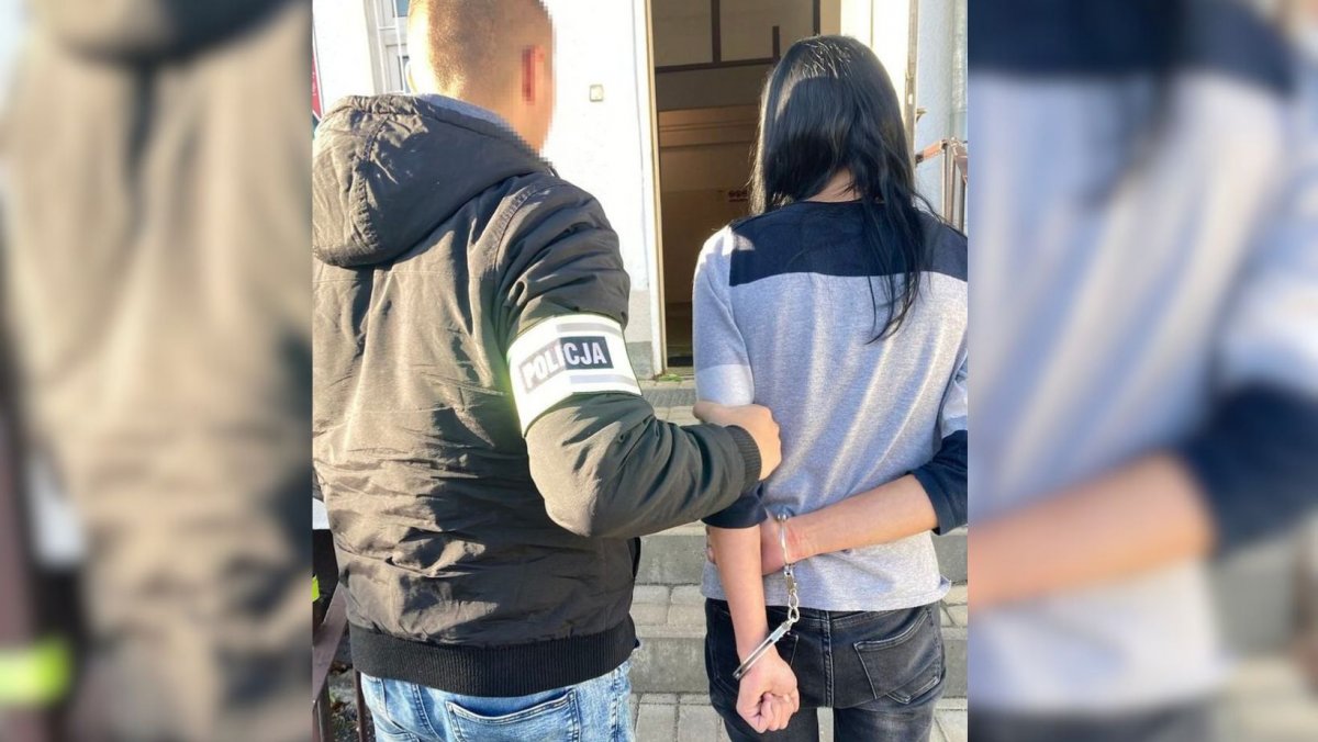 Ukradła kurtkę, a w kieszeni miała narkotyki. 43-letnia obywatelka Ukrainy zatrzymana