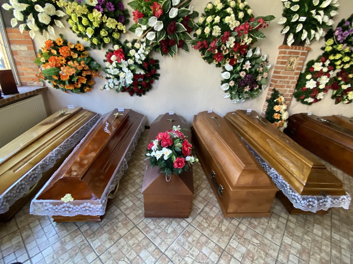 Skandal w zakładzie pogrzebowym to zemsta? Były pracownik miał grozić, że zniszczy całą firmę