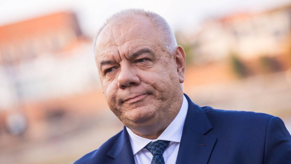 Minister aktywów państwowych Jacek Sasin z wizytą we Fromborku: Przekazaliśmy 90 mld zł na inwestycje w rozwój Polski lokalnej
