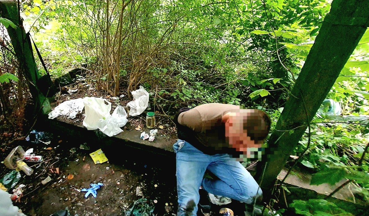 Z reklamówką środków odurzających i psychotropowych czekał na klientów
