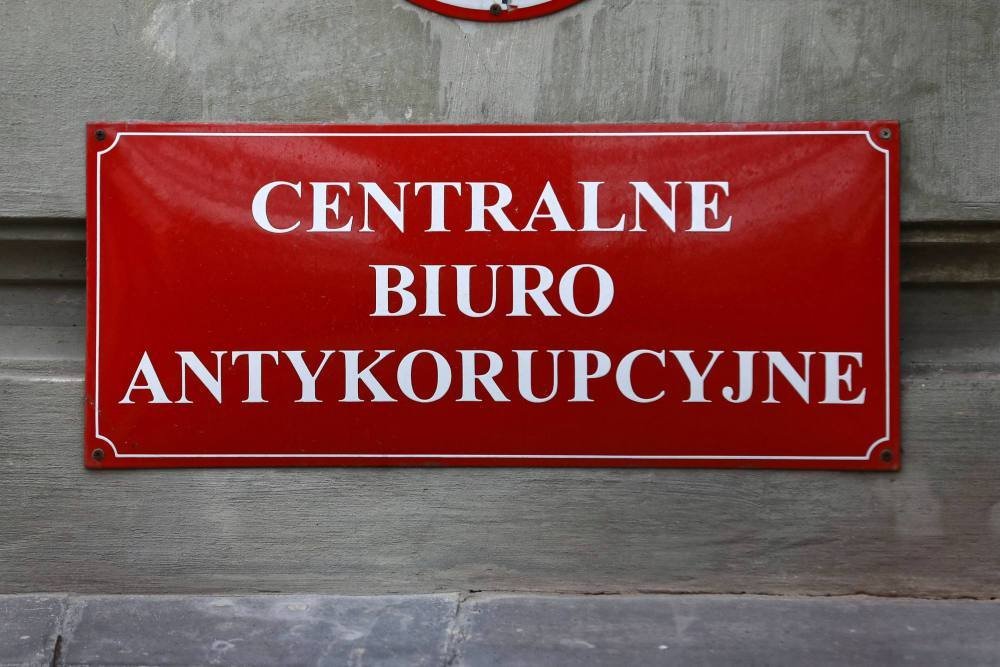 Centralne Biuro Antykorupcyjne zatrzymało 5 osób, wśród nich jest burmistrz Młynar