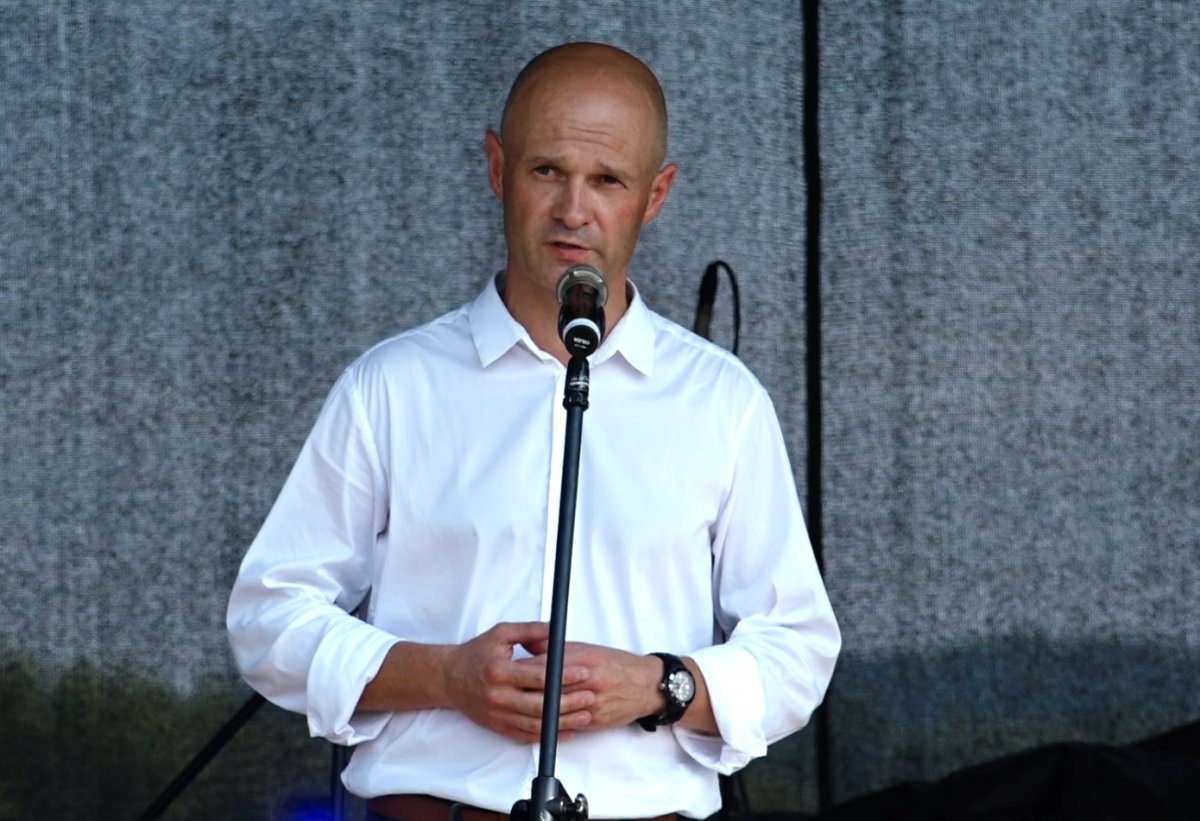 Komendant PSP w Elblągu Łukasz Kochan po wieloletniej służbie przechodzi w stan spoczynku, czyli na tzw. strażacką emeryturę