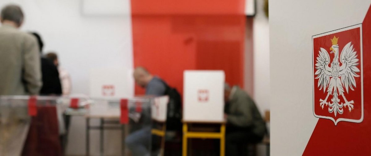 Sejm przyjął uchwałę o zarządzeniu referendum na 15 października