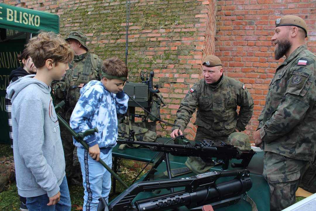 Piknik wojskowy w Pasłęku w ramach obchodów Święta Wojska Polskiego