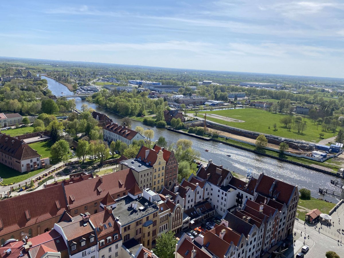 Gdzie w Polsce mieszkają najszczęśliwsi ludzie? Nie w Elblągu, ale blisko niego. To najszczęśliwsze miasta w Polsce