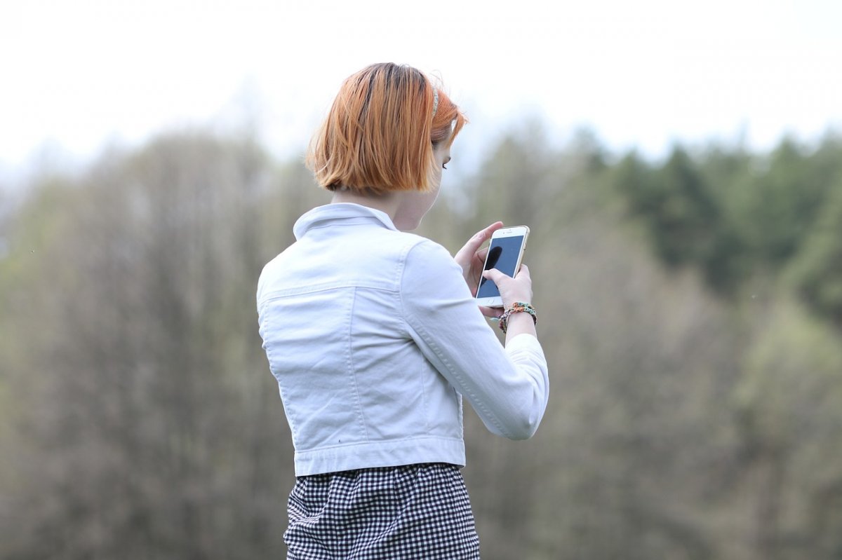 Dręczą Cię w szkole, biją na podwórku, boisz się wychodzić z domu? Nie jesteś sam! Dziecięcy telefon zaufania Rzecznika Praw Dziecka