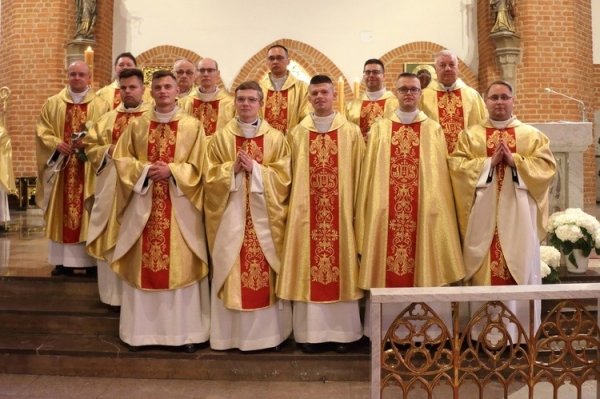 Diecezja elbląska ma siedmiu nowych księży