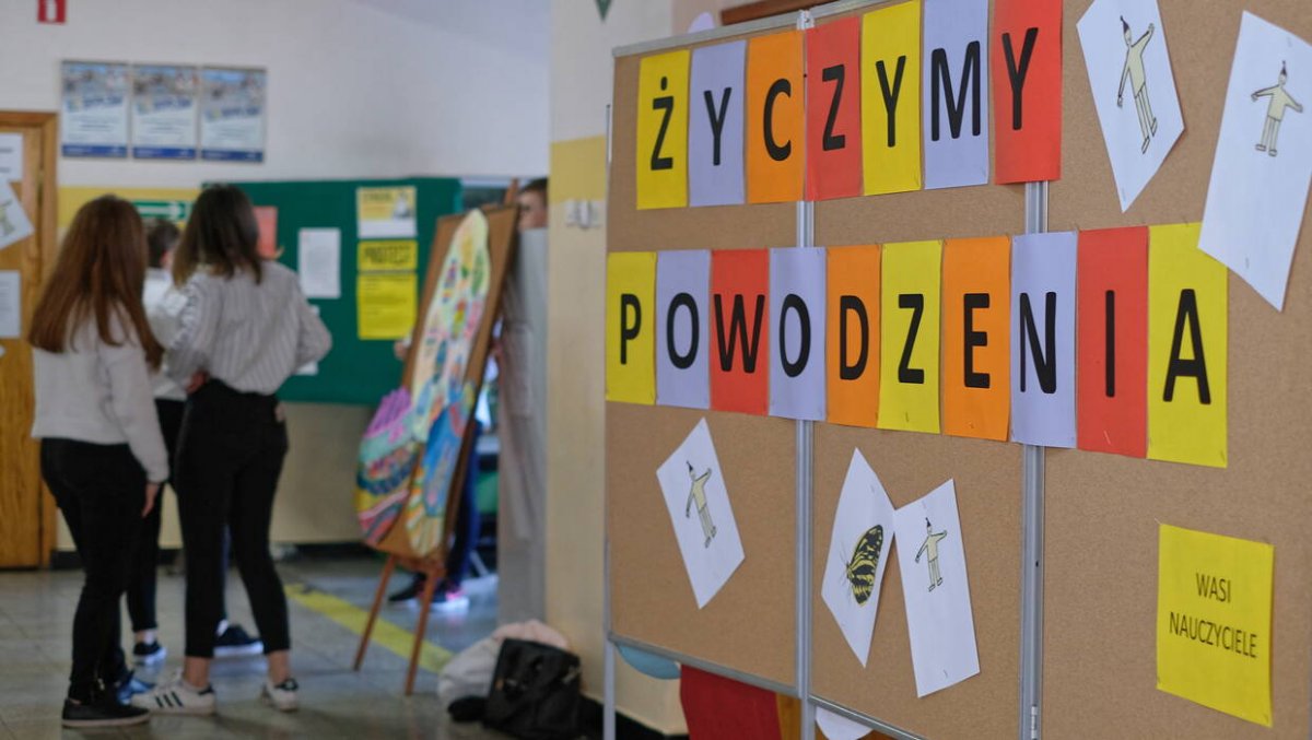 Egzaminem z języka polskiego rozpoczął się trzydniowy egzamin ósmoklasisty