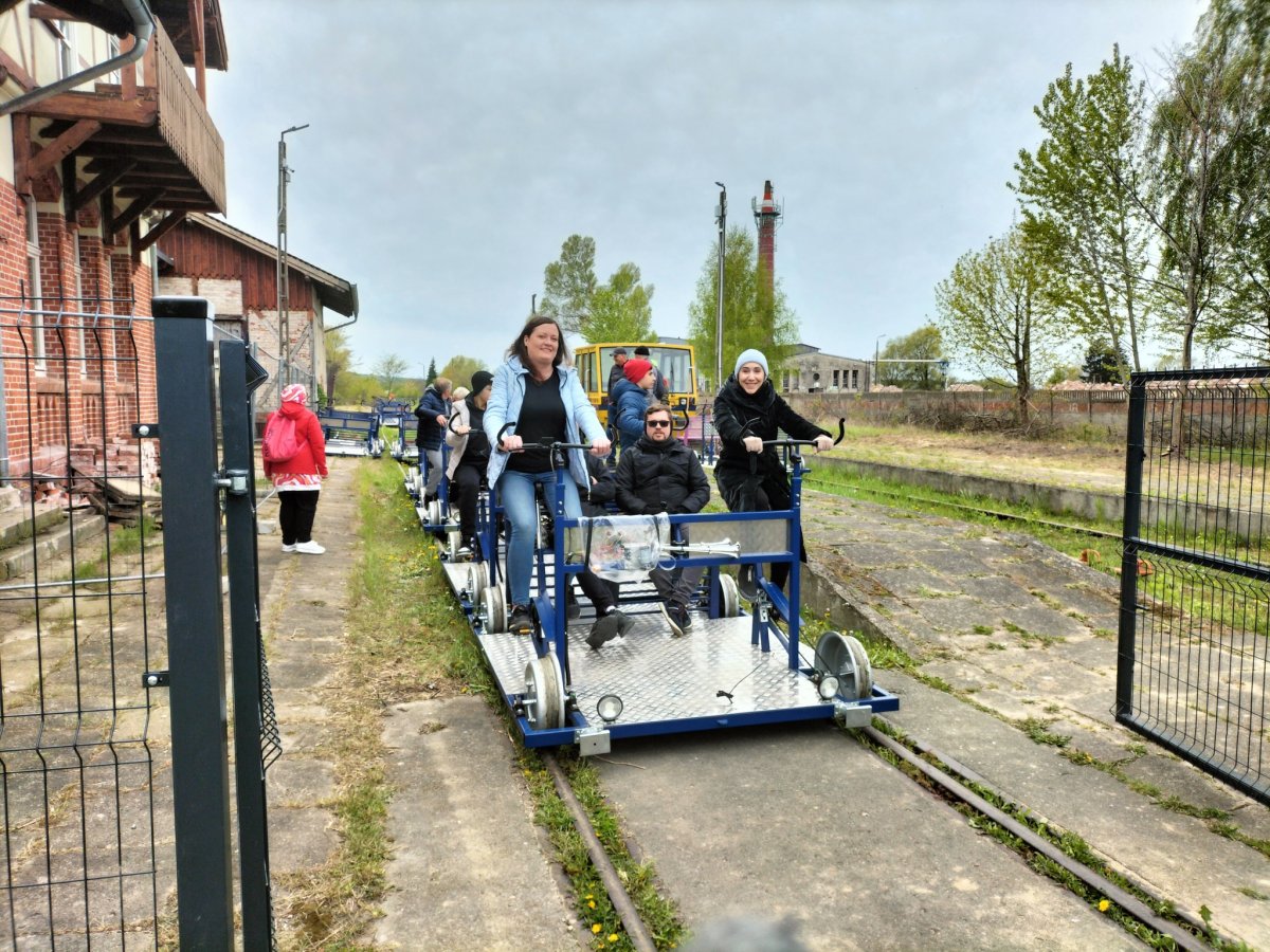 Nadzalewowa Kolej Drezynowa na odcinku Frombork – Tolkmicko. Pierwsze kursy już się odbyły
