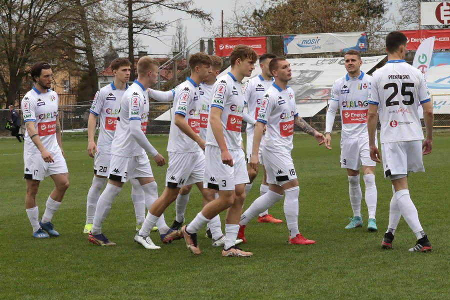Olimpia Elbląg zagra w sobotę z Radunią Stężyca. Elbląscy kibice liczą na wygraną swojej drużyny