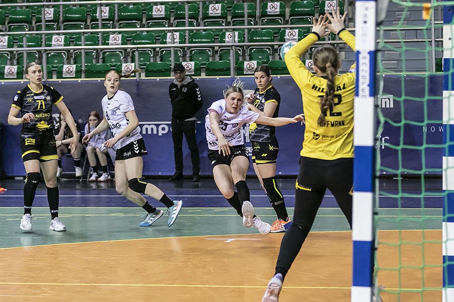 Start Elbląg wygrywa i pozostaje w Superlidze