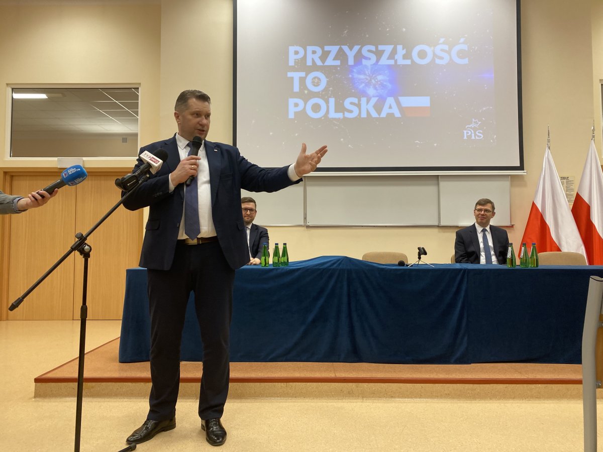 Minister Przemysław Czarnek w Elblągu: Trzeba skończyć z mówieniem dzieciom w szkole, że mają tylko prawa