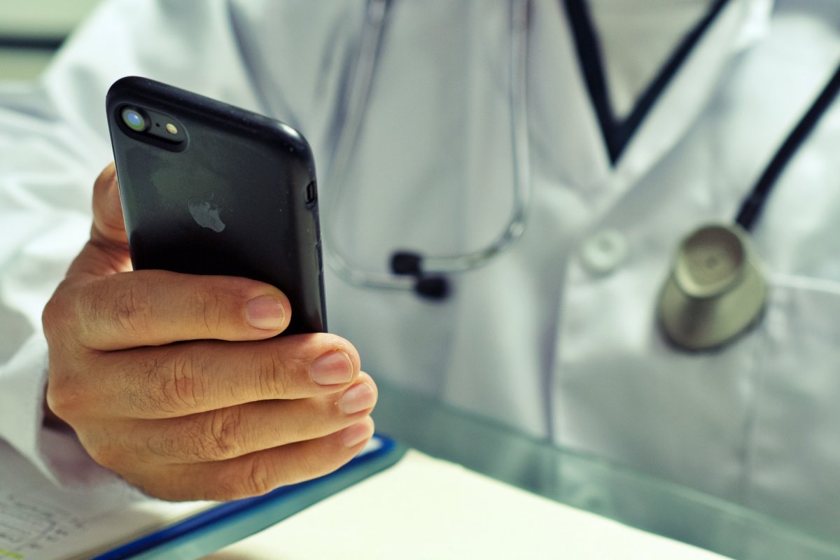 Głuchy telefon? Przychodnia ma obowiązek odebrać telefon. Dodzwonienie się do lekarza to nasze prawo