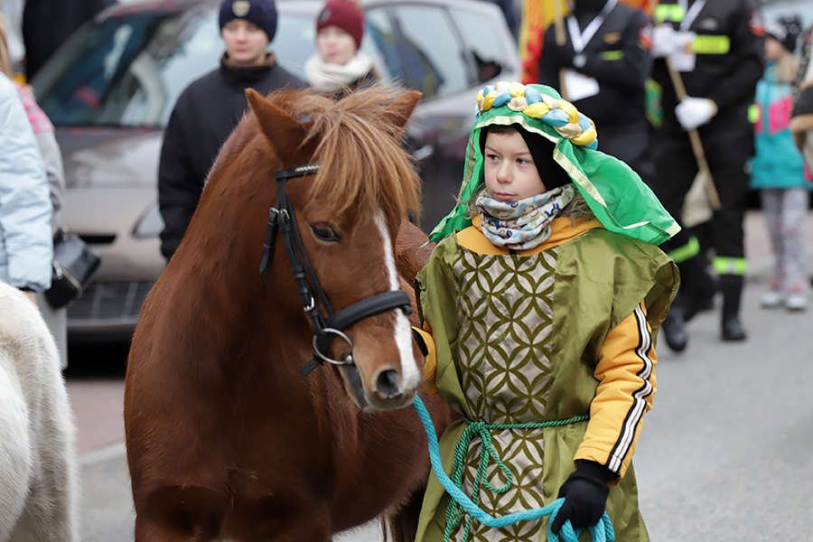 Orszak Trzech Króli przeszedł ulicami Elbląga [ZDJĘCIA]