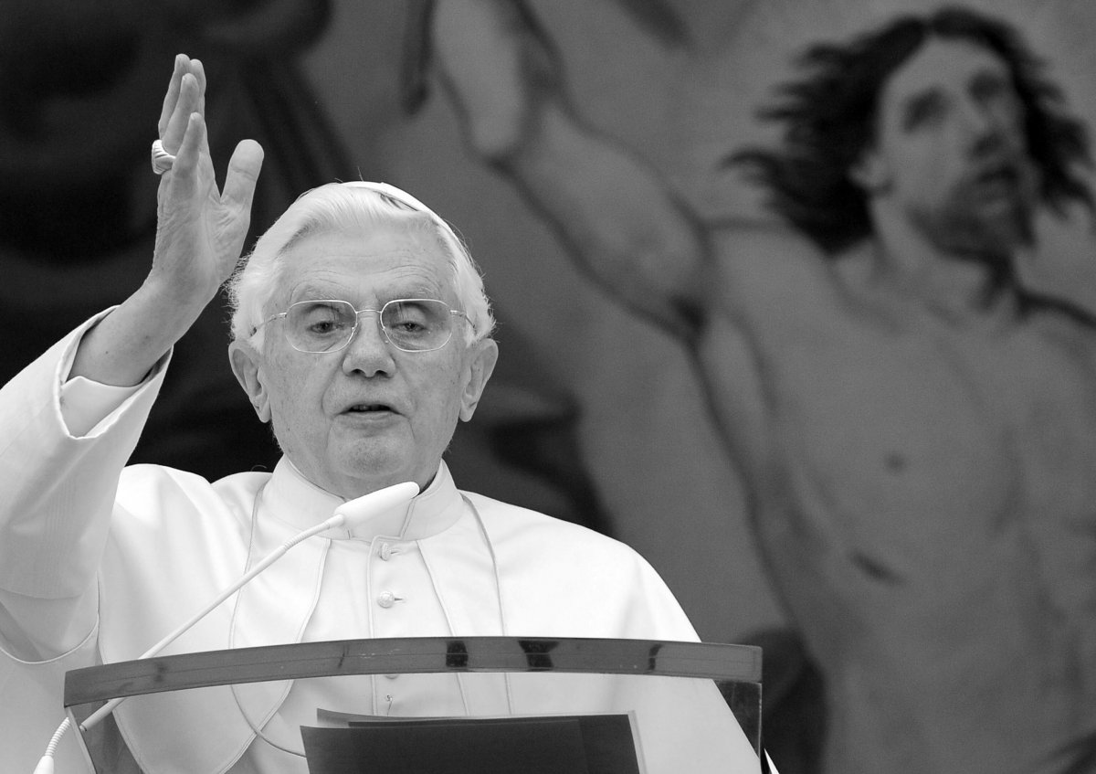 Nie żyje emerytowany papież Benedykt XVI. Do domu Ojca odszedł w wieku 95 lat