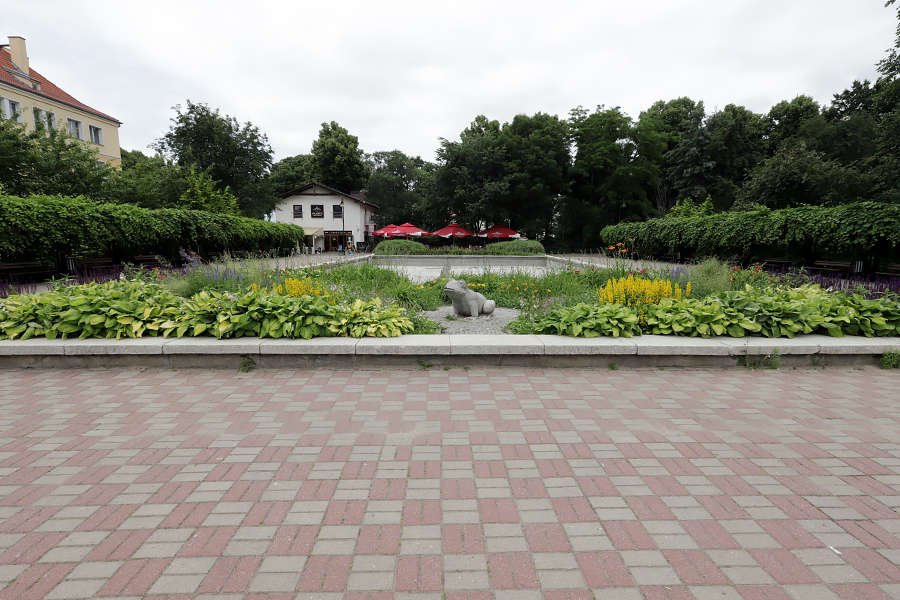Rewitalizacja elbląskich parków. Cztery umowy na realizację kolejnych inwestycji podpisane