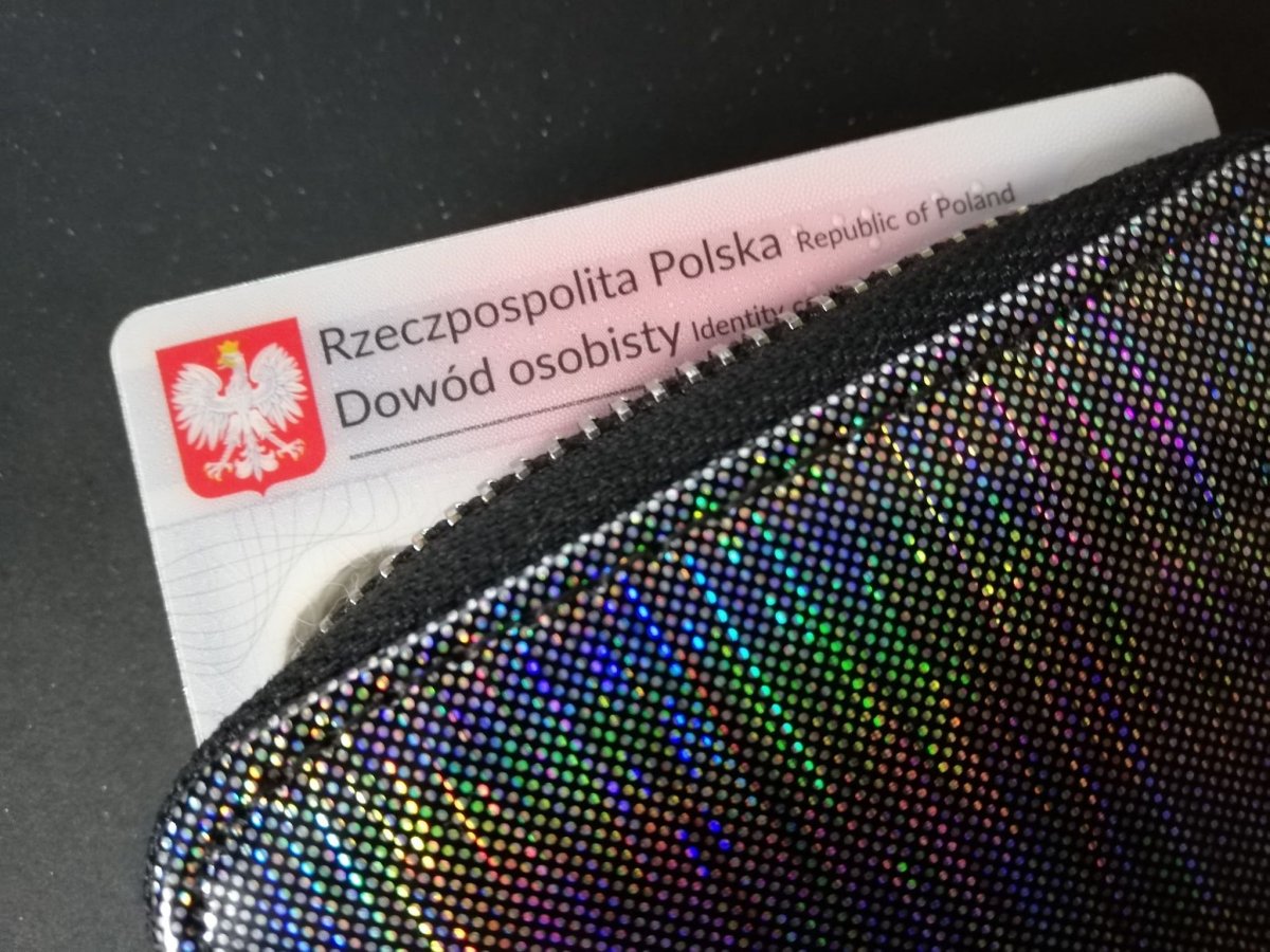 Wyłudzenie danych i kradzież tożsamości? Co zrobić, by nie dać się oszustom