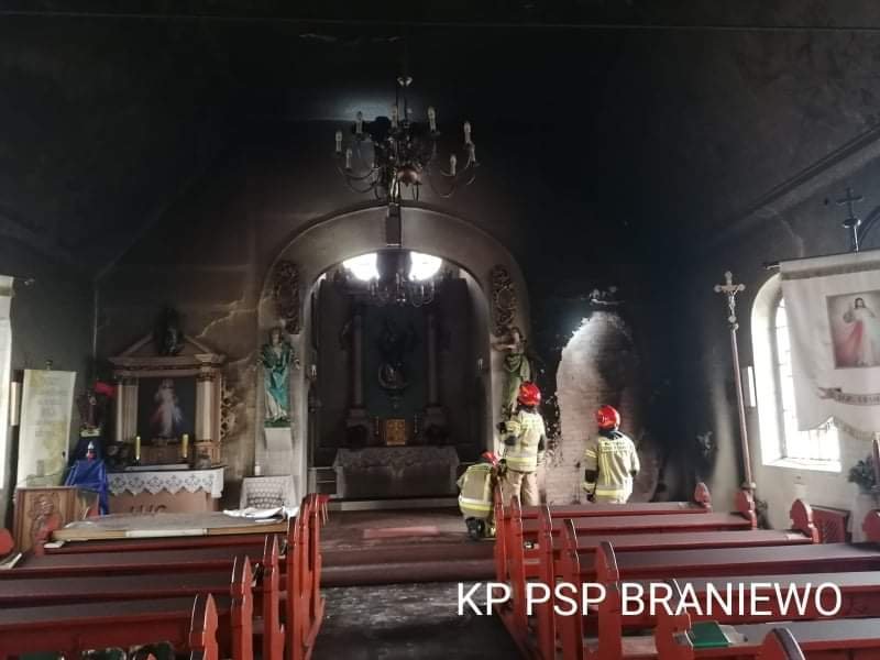 Zbiórka na remont kościoła w Nowej Pasłęce, który ucierpiał po pożarze