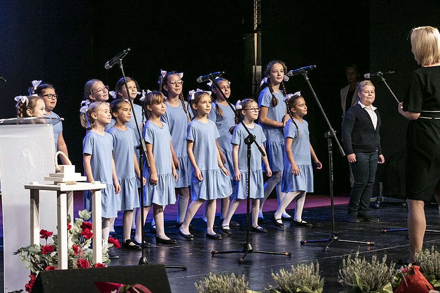 Elbląg: Uroczysty jubileusz Szkoły Podstawowej numer 21 [ZDJĘCIA] 