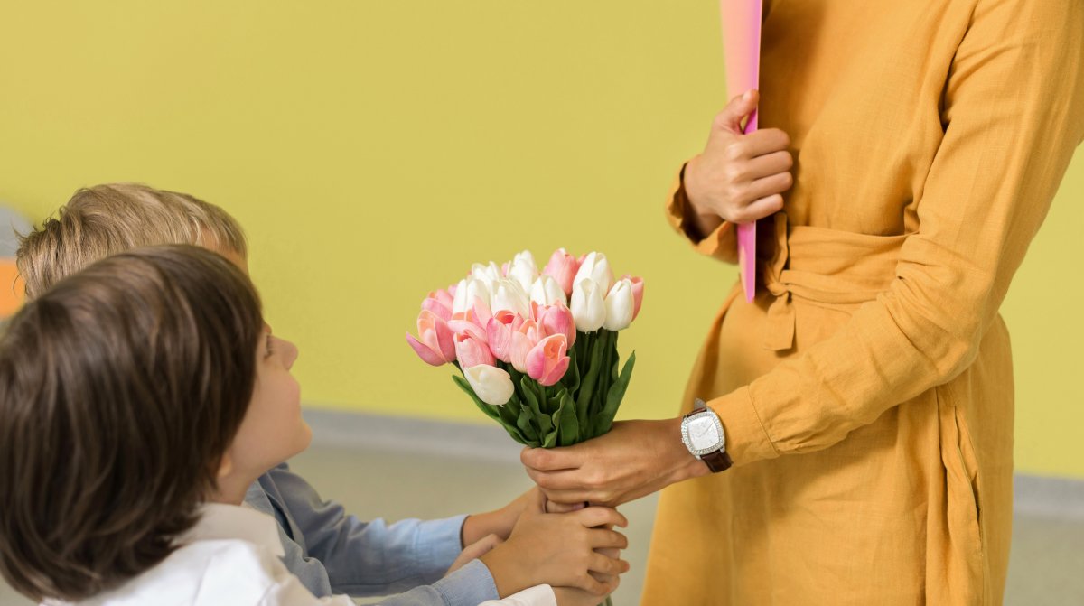 Dziś Dzień Edukacji Narodowej. Składamy życzenia pracownikom i pracownicom oświaty
