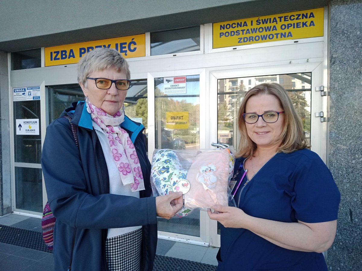 Celinki znowu pomogły. Podczas wielkiego maratonu szycia pobiły Rekord Polski w najdłuższym szyciu bez przerwy. Serca zostały przekazane do szpitala