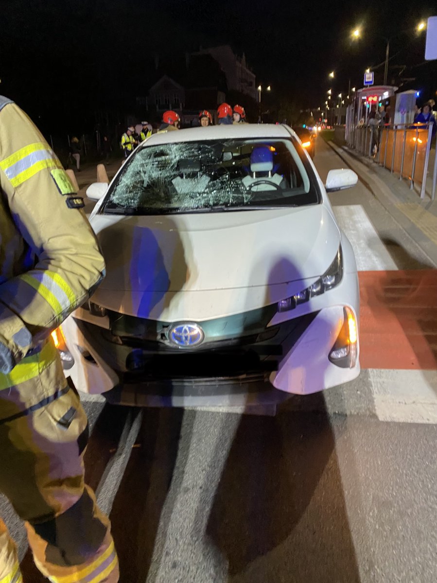 Elbląg: Potrącenie 4 osób na Grunwaldzkiej. 3 osoby przewiezione do szpitala 