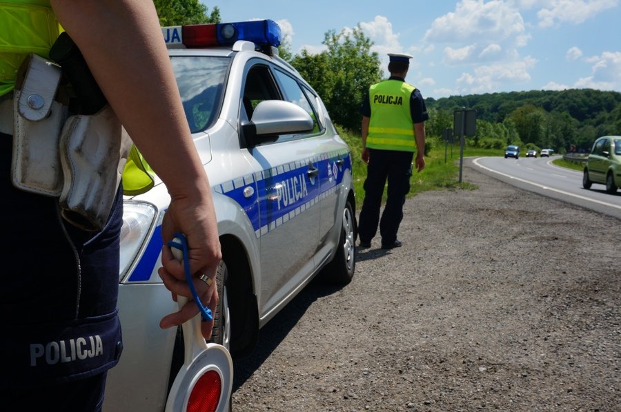 Raport dobowy WCZK: Samobójstwa, kradzieże i pijani kierowcy