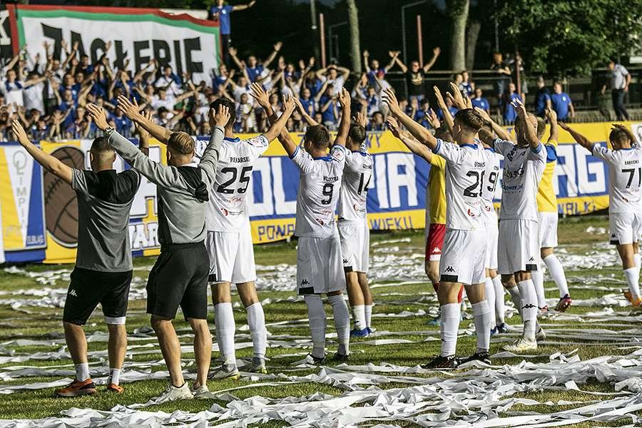 Stomil Olsztyn rozbity w derbach województwa! Olimpia Elbląg wygrała u siebie aż 4:0 [ZDJĘCIA]