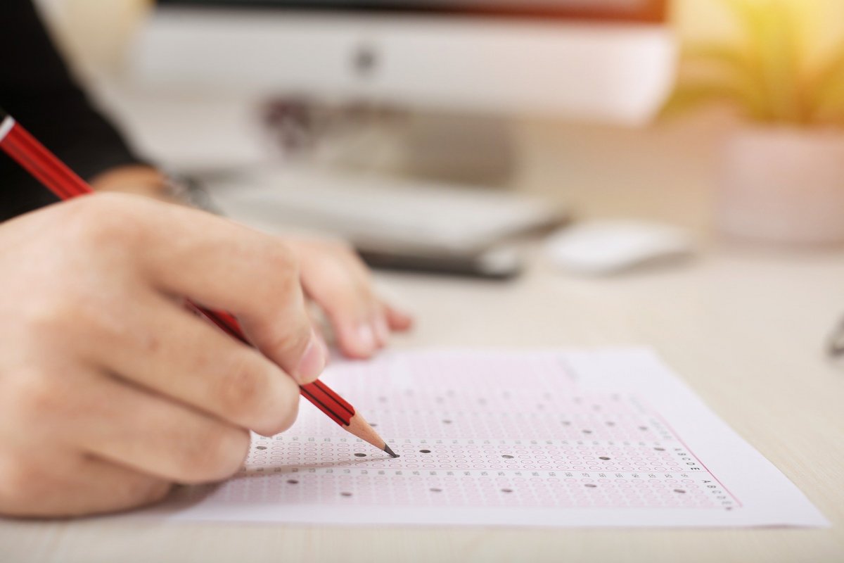 Wiemy, co było na egzaminie z polskiego. Jutro ósmoklasiści zmierzą się z matematyką
