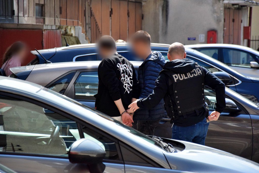 Elbląg: Kryminalni weszli do mieszkania przy Słonecznej