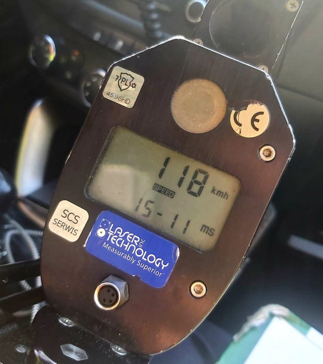 Elbląg: Motocyklista jechał 118 km na godzinę w centrum miasta