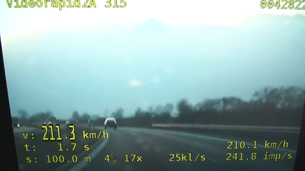 Jazowa: Jechał z prędkością 211 km/h nie posiadając prawa jazdy