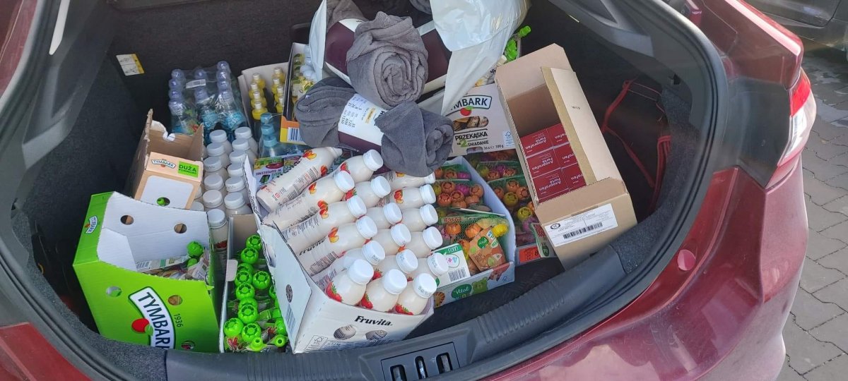 Ruszyli na granicę z pomocą dla uchodźców