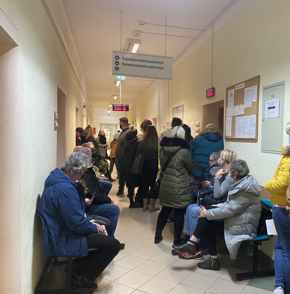 Elbląg: Kolejki w biurze paszportowym