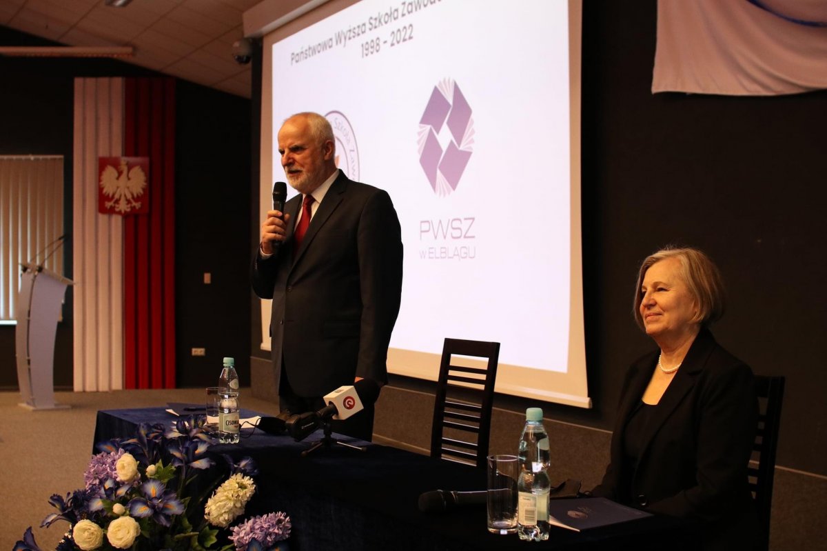 PWSZ zmienia się w akademię i prezentuje nowe kierunki studiów