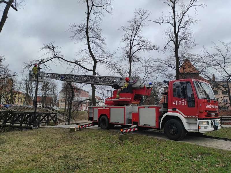 IMGW ostrzega: Znowu będzie wiało! 