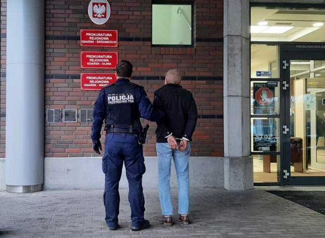 Podejrzany o zabójstwo zatrzymany. Ale policja poszukuje jeszcze jednego mężczyzny