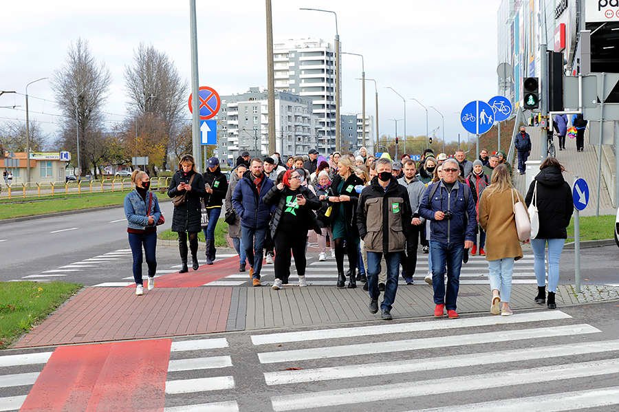 Elbląg: Przemaszerowali ulicami miasta dla zmarłej Izy z Pszczyny [ZDJĘCIA]