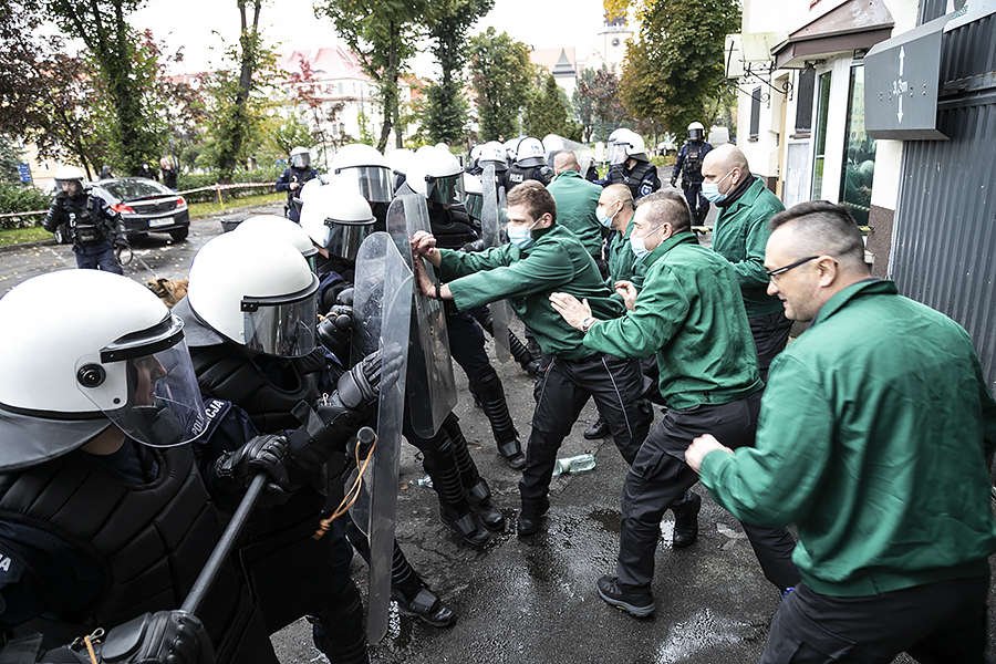 Atak na Areszt Śledczy w Elblągu [ZDJĘCIA]