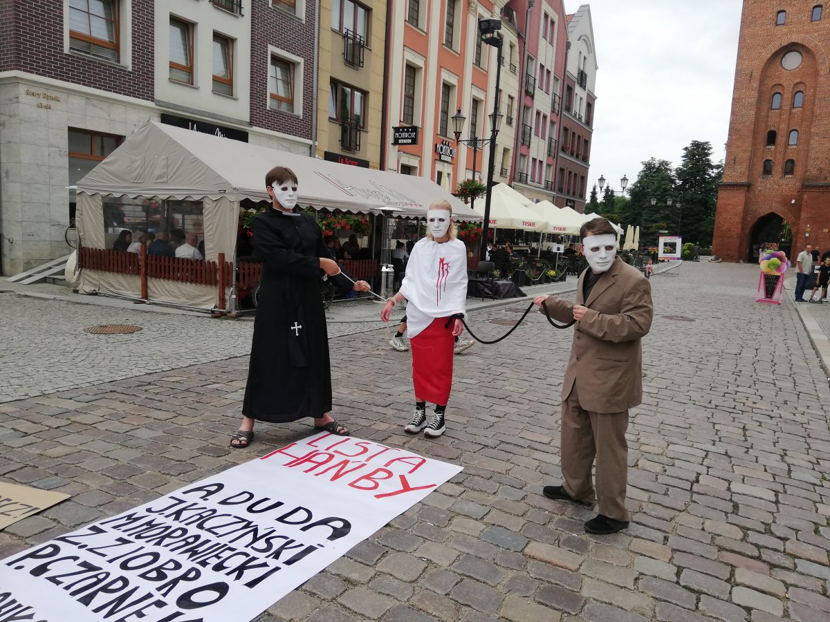 Ręce precz od Polski: Manifestacja w Elblągu [ZDJĘCIA]