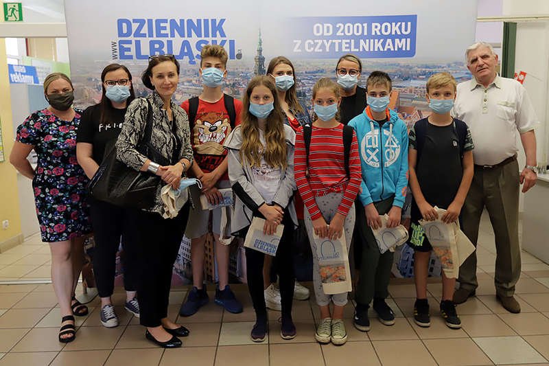 Uczniowie i uczennice z Błudowa w redakcji Dziennika Elbląskiego [ZDJĘCIA]