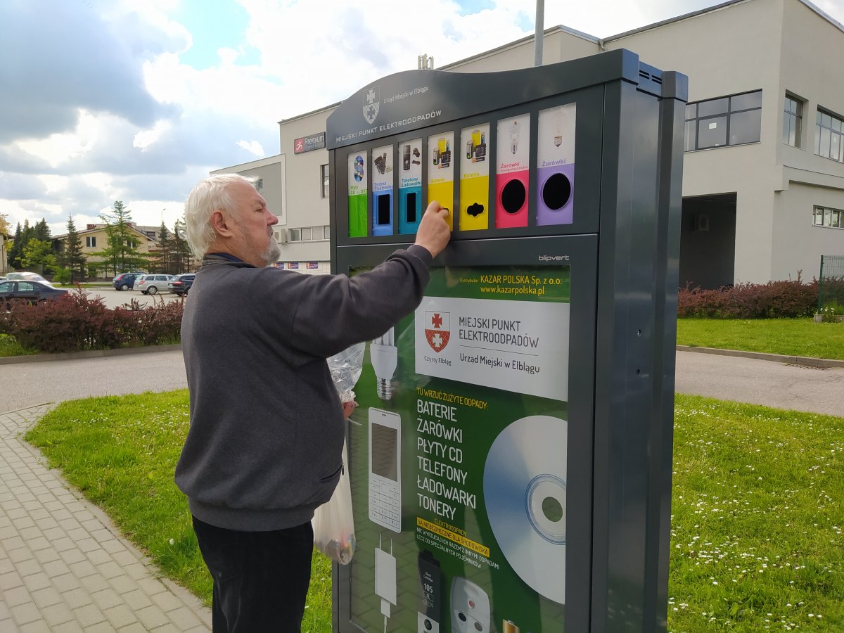 Nowe pojemniki na elektroodpady