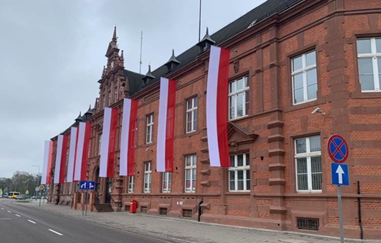 Niezwykłe odkrycie w zabytkowym budynku pocztowym w Elblągu